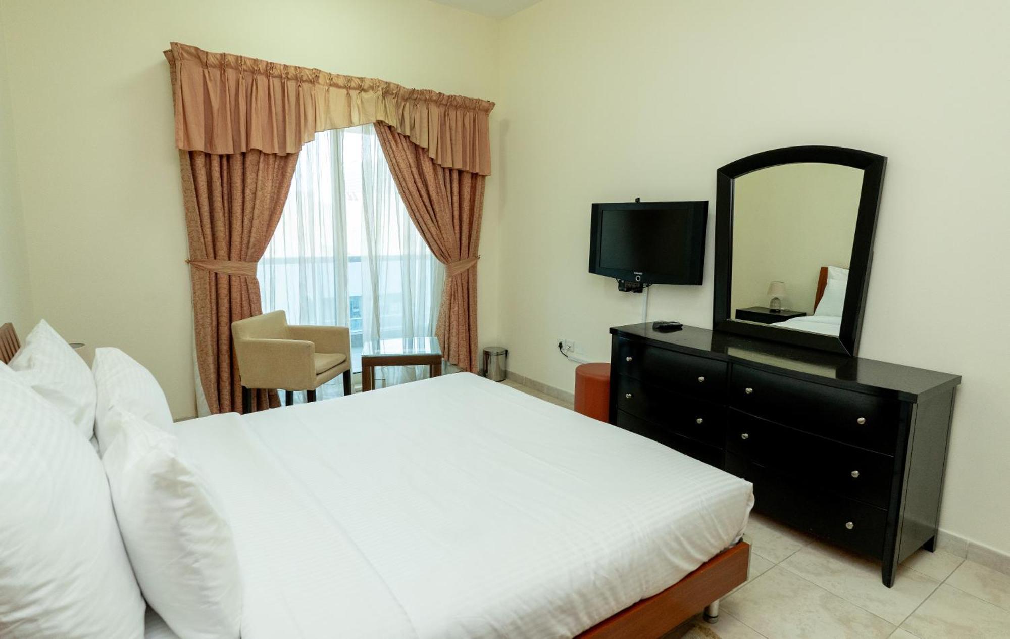 Al Raya Hotel Apartments Dubaj Exteriér fotografie