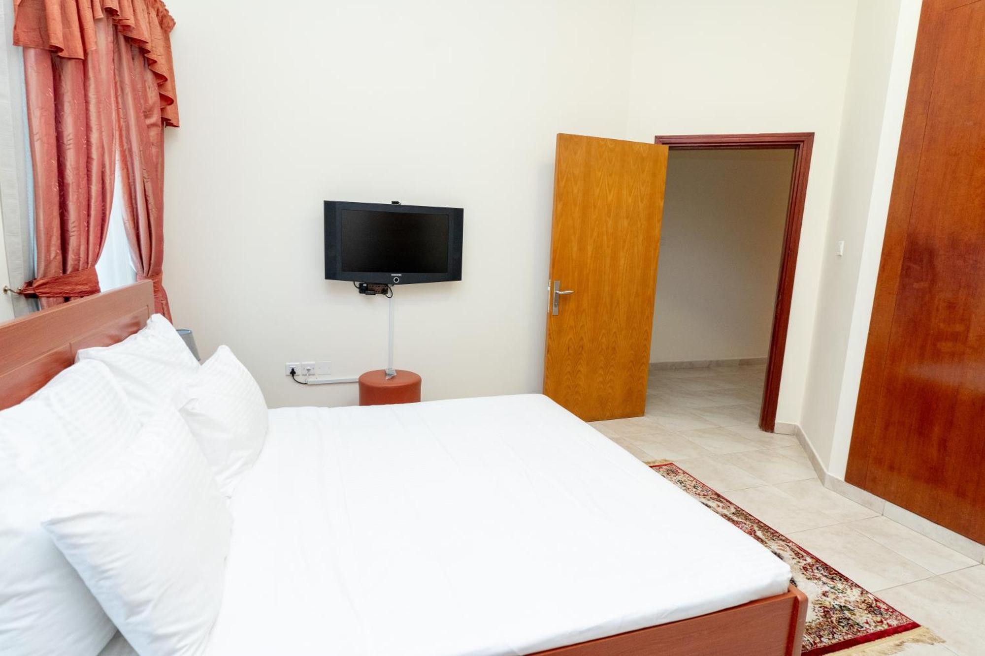 Al Raya Hotel Apartments Dubaj Exteriér fotografie