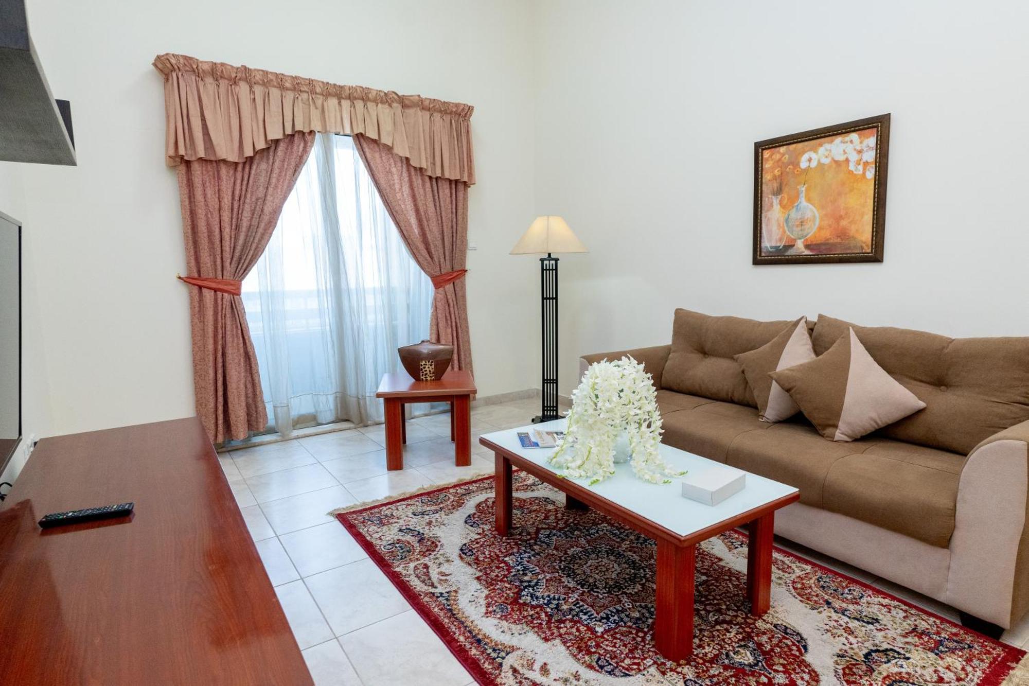 Al Raya Hotel Apartments Dubaj Exteriér fotografie