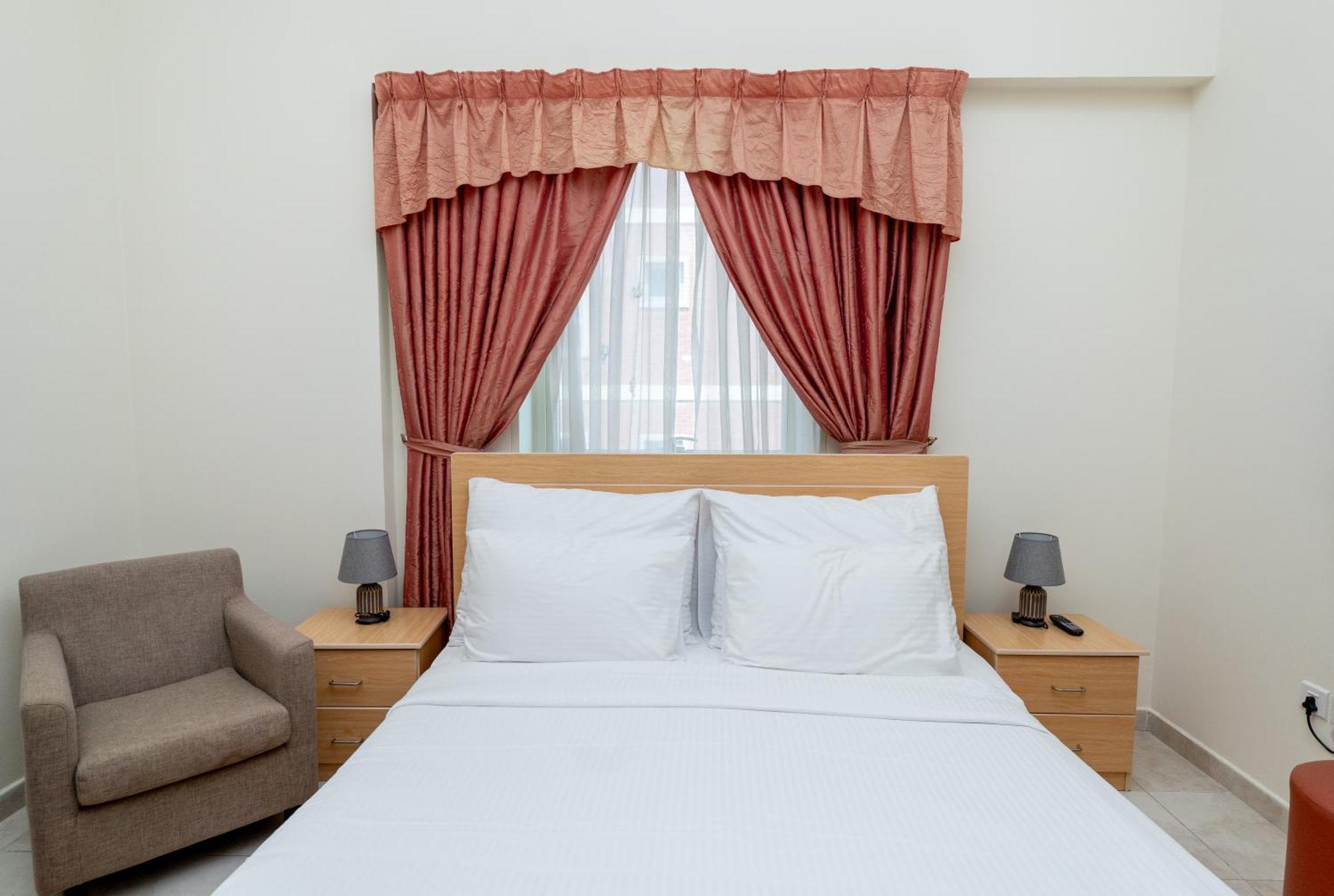 Al Raya Hotel Apartments Dubaj Exteriér fotografie