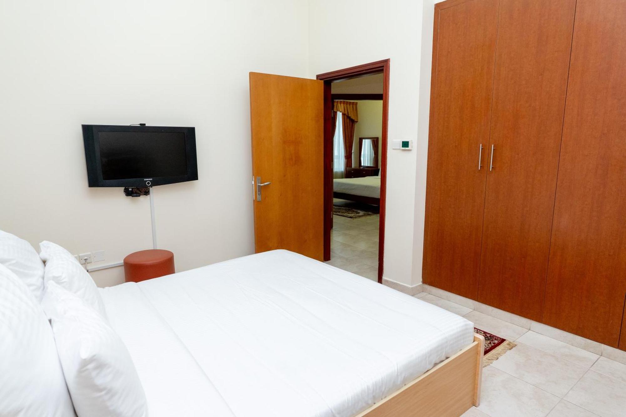 Al Raya Hotel Apartments Dubaj Exteriér fotografie