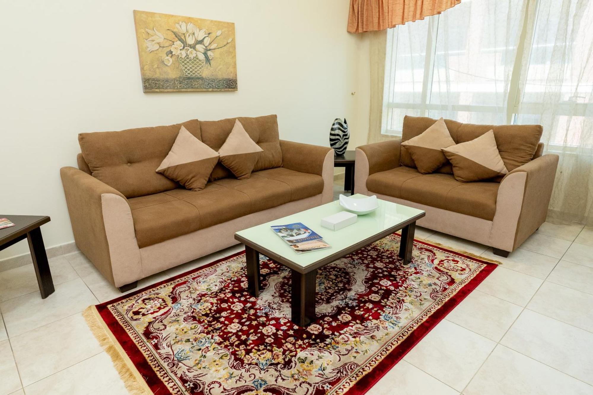 Al Raya Hotel Apartments Dubaj Exteriér fotografie