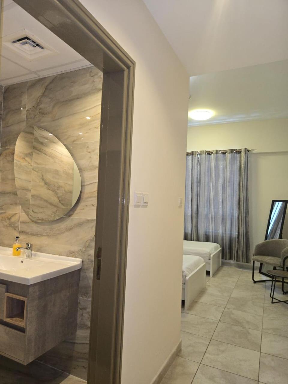 Al Raya Hotel Apartments Dubaj Exteriér fotografie